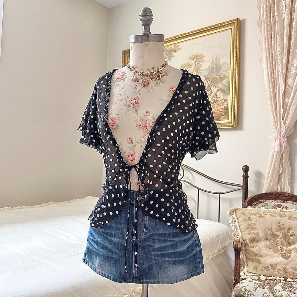 Y2K Studio 1940 size large black and white polka dot tie front top